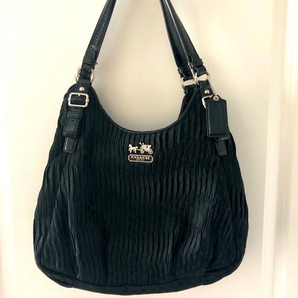 NWOT Women’s Coach Shoulder Bag in Black